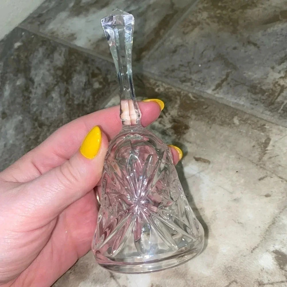 Crystal Glass Hollow Bell with Firework Design Pattern no brand no flaws NWOT - Picture 5 of 12